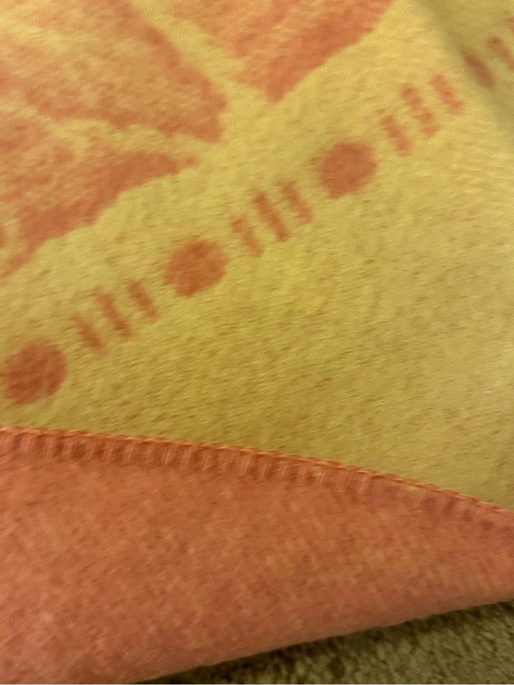Vintage JC Penney Golden Dawn Reversible Wool Blanket 70 x 62 - Picture 9 of 9